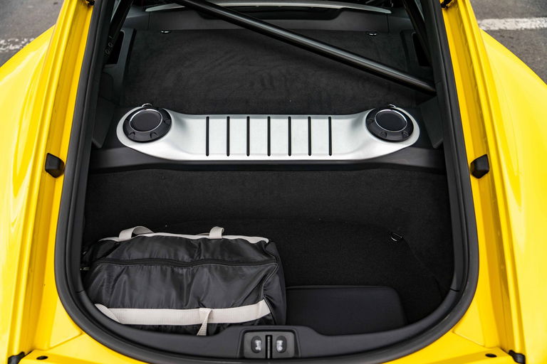 Porsche 981 Cayman GT4