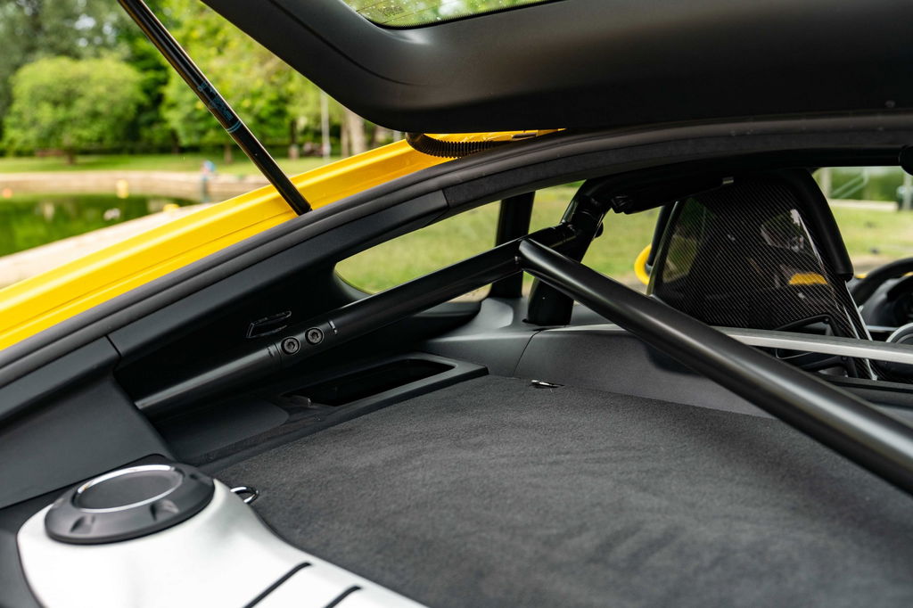 Porsche 981 Cayman GT4