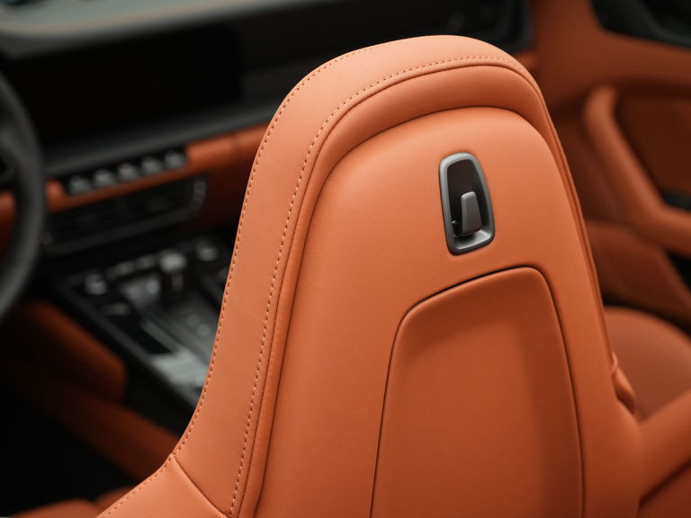 Porsche 992.2 Carrera GTS