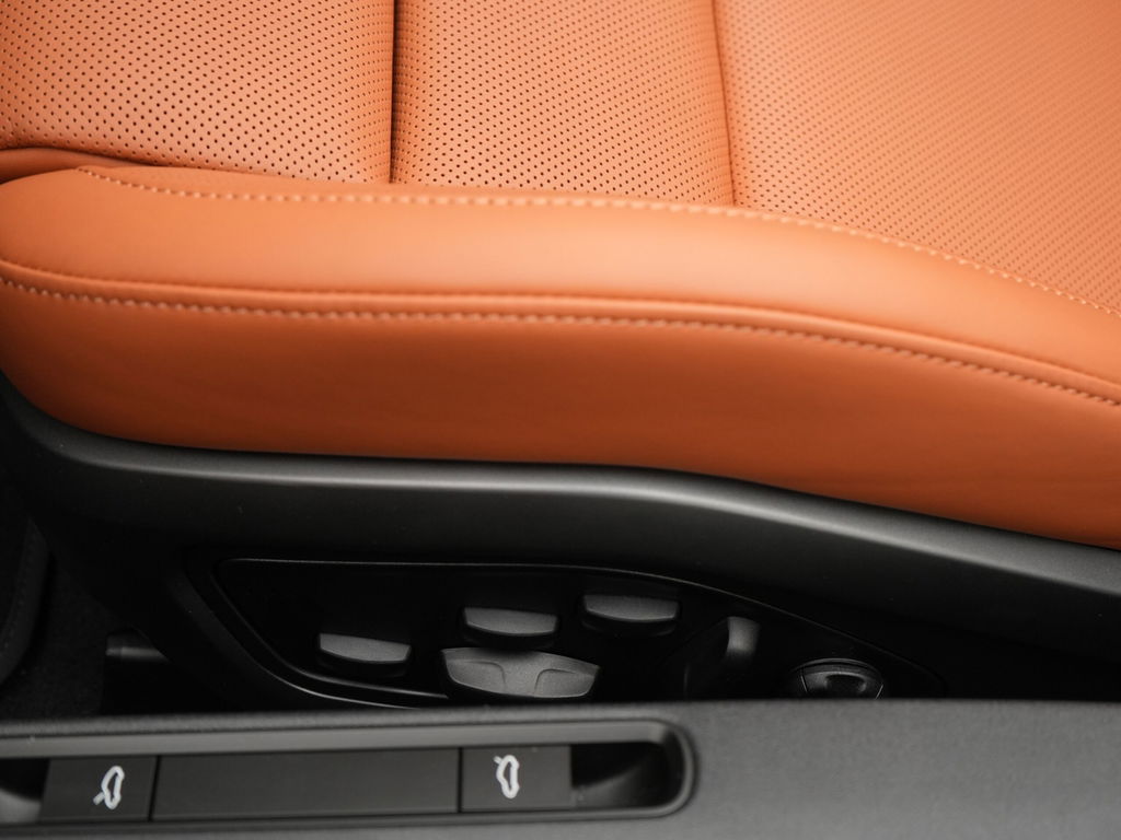 Porsche 992.2 Carrera GTS