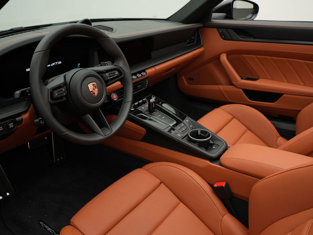 Porsche 992.2 Carrera GTS