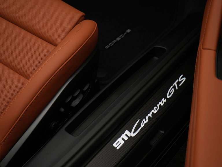 Porsche 992.2 Carrera GTS