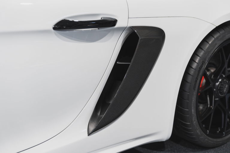 Porsche 718 Cayman GT4 RS