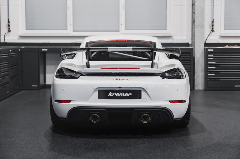 Porsche 718 Cayman GT4 RS