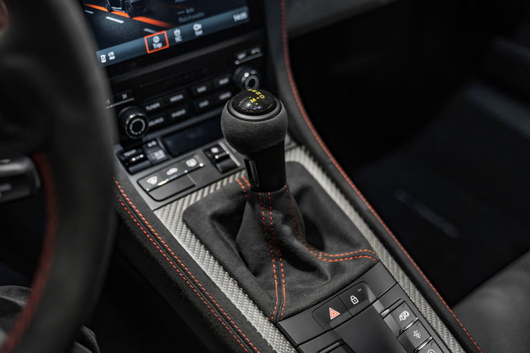 Porsche 718 Cayman GT4 RS