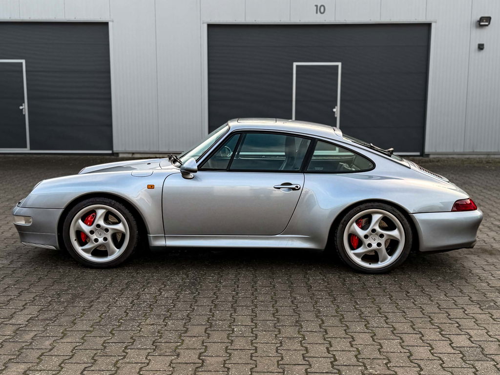 Porsche 993 Carrera 4S