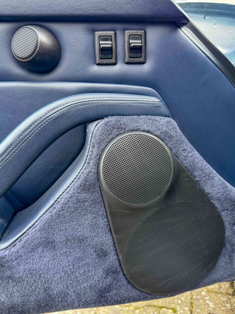 Porsche 993 Carrera 4S