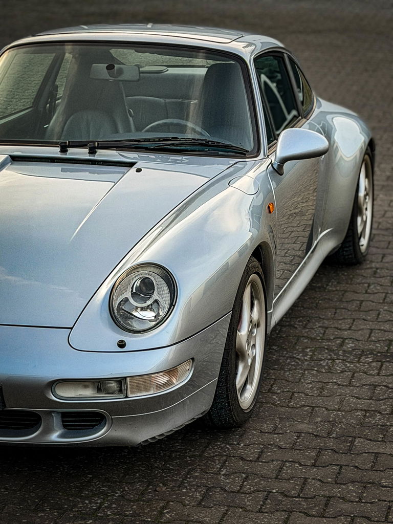 Porsche 993 Carrera 4S
