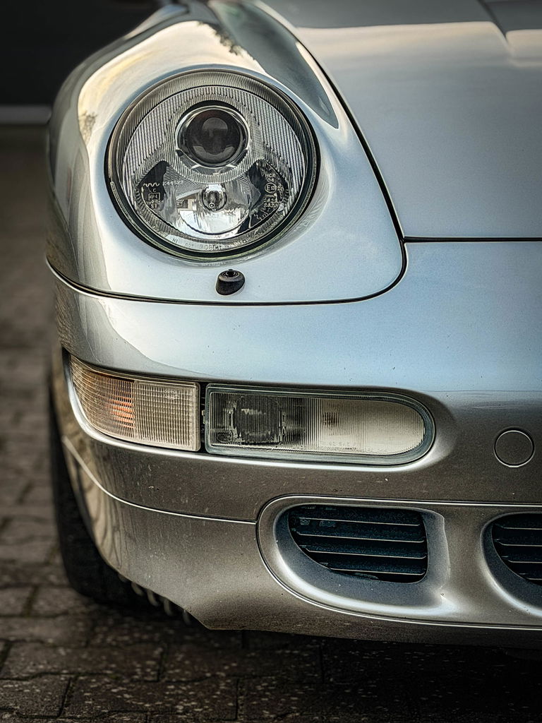 Porsche 993 Carrera 4S