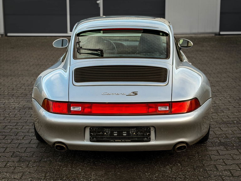 Porsche 993 Carrera 4S