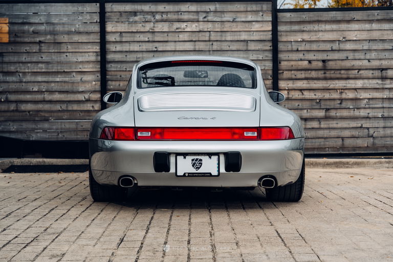 Porsche 993 Carrera 4