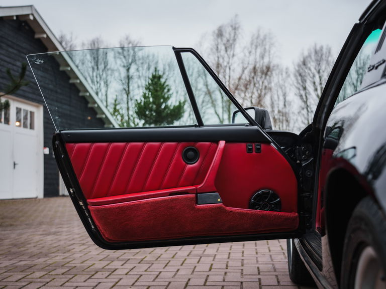 Porsche 911 Carrera 3.2 (US)