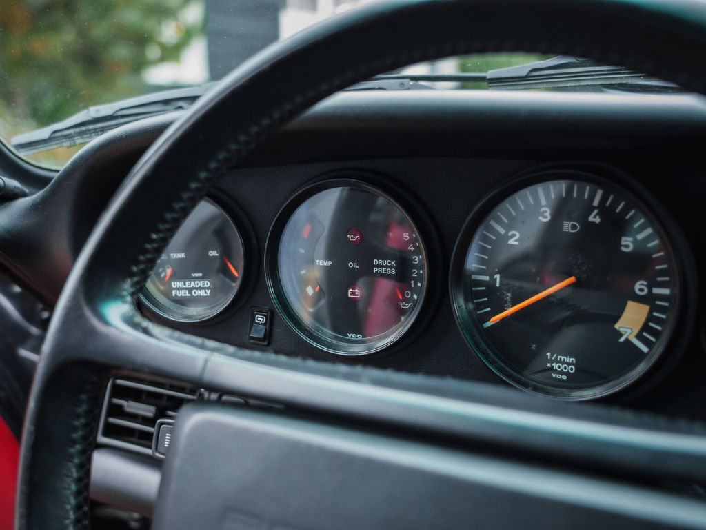 Porsche 911 Carrera 3.2 (US)