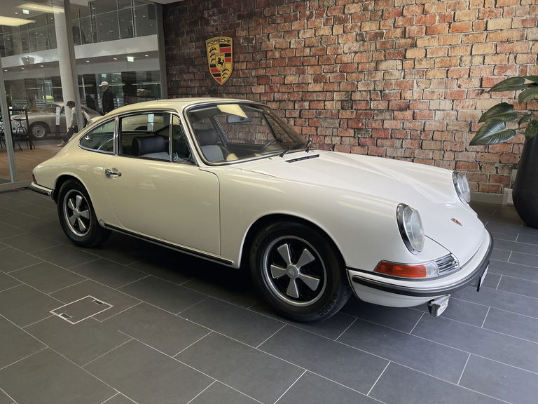 Porsche 911 S 