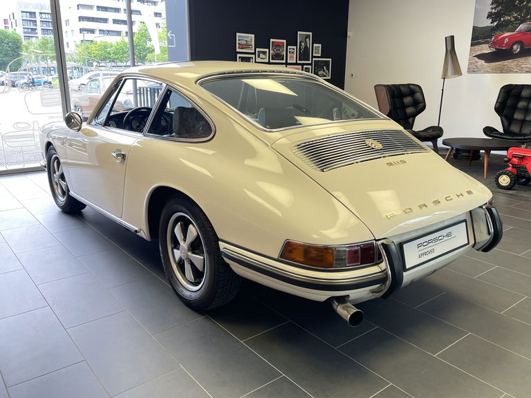 Porsche 911 S (F-Modell)