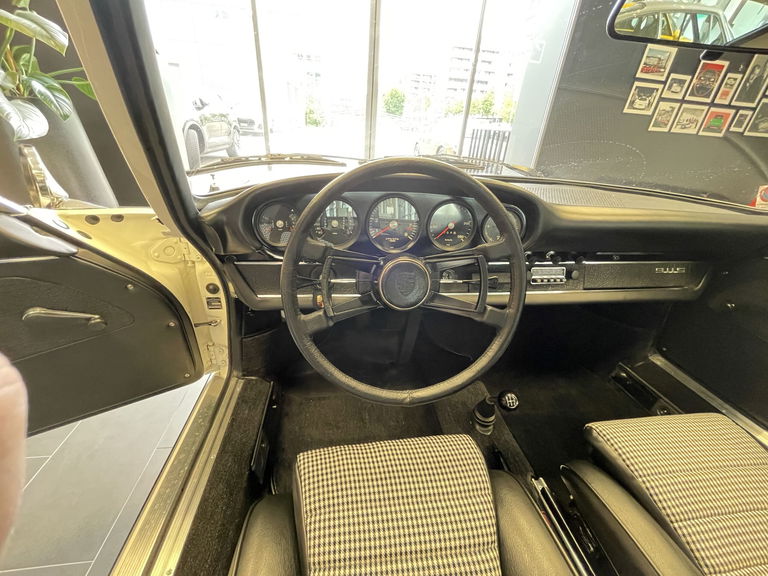 Porsche 911 S (F-Modell)