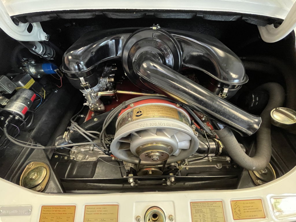 Porsche 911 S (F-Modell)