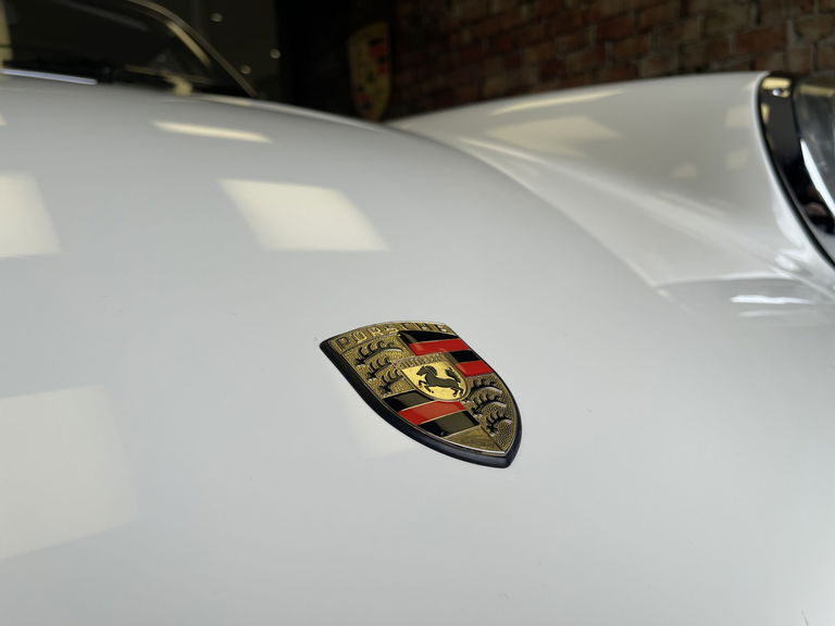 Porsche 911 S (F-Modell)