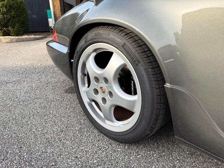 Porsche 964 Carrera 2