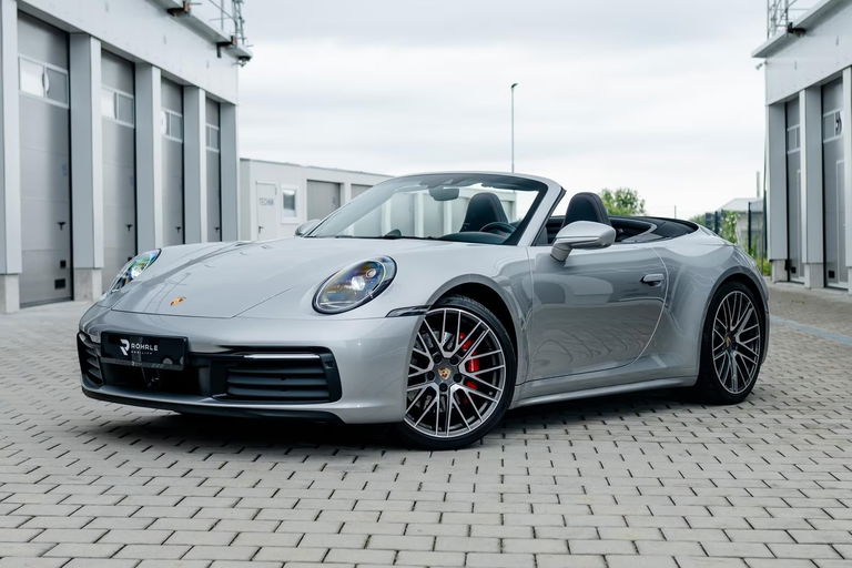 Porsche 992 Carrera 4S