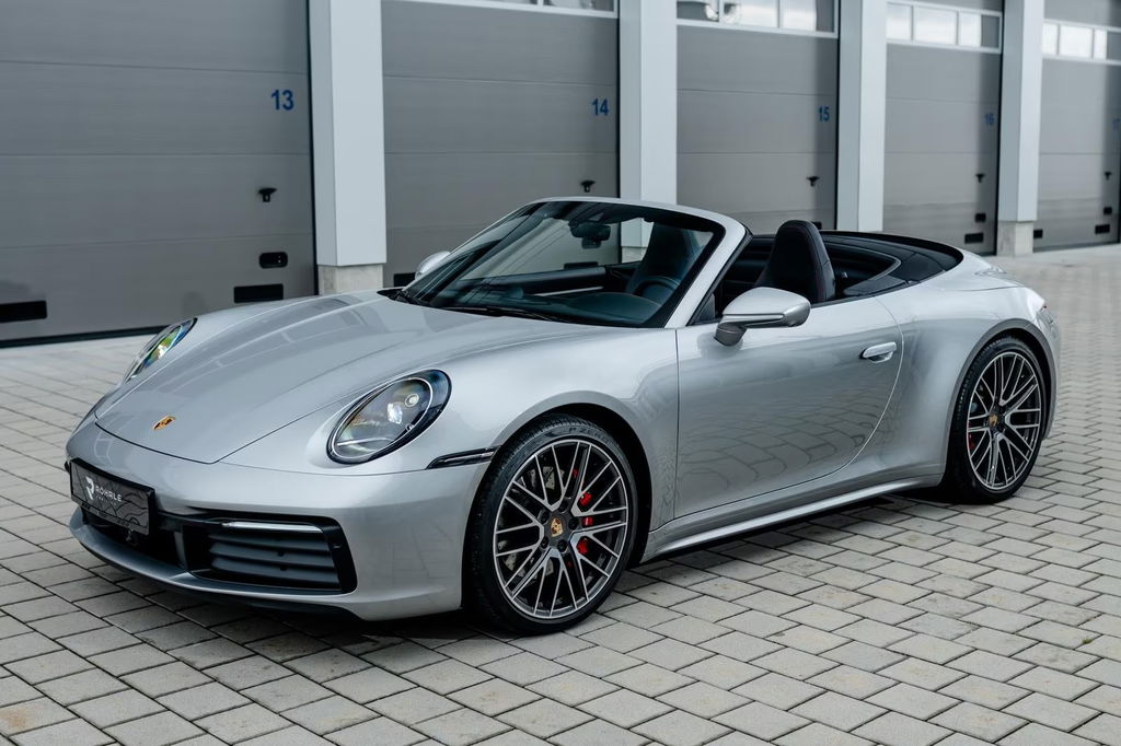 Porsche 992 Carrera 4S
