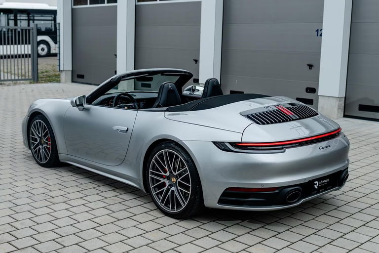 Porsche 992 Carrera 4S