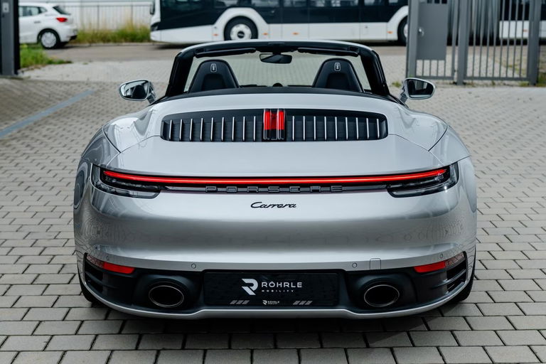 Porsche 992 Carrera 4S