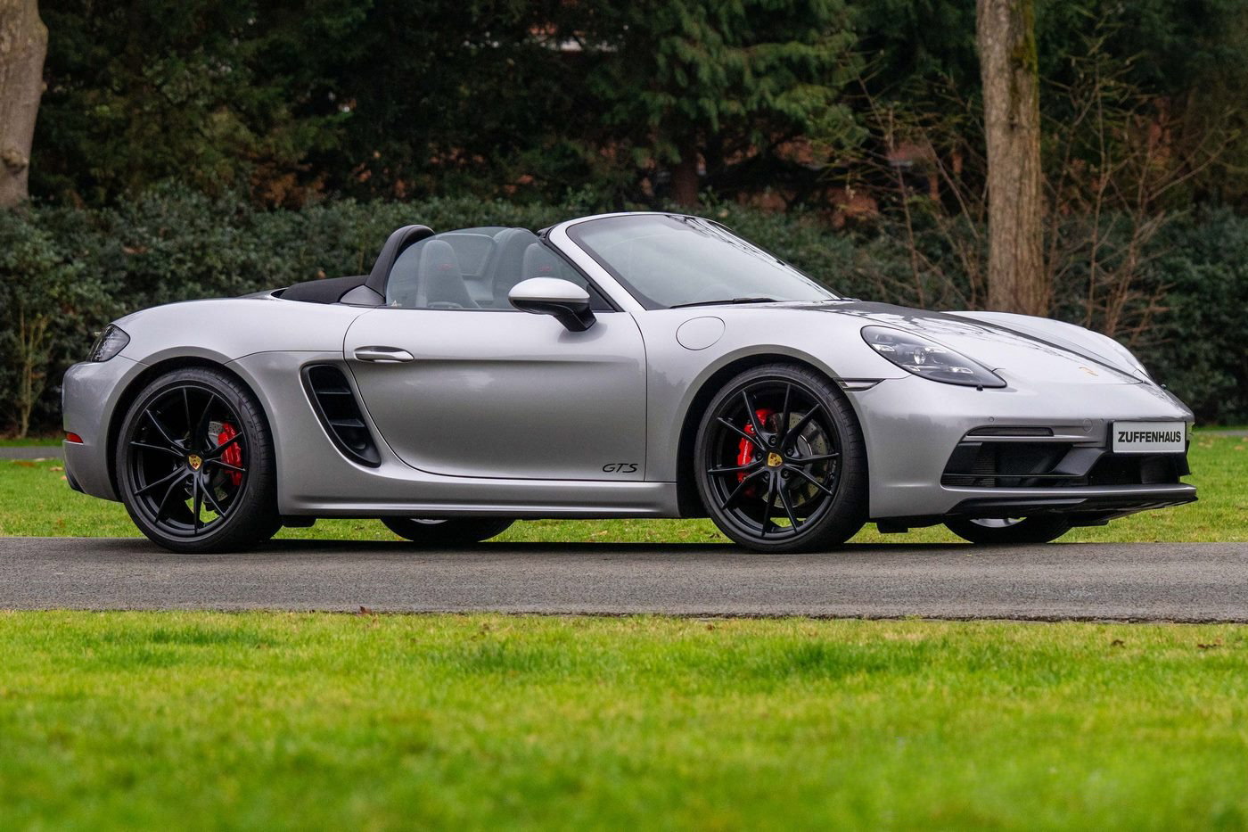 【SPARK】Porsche 718 Boxster GTS 2018 Porsche 718 Boxster GTS 2018 - elferspot.com - Marketplace for