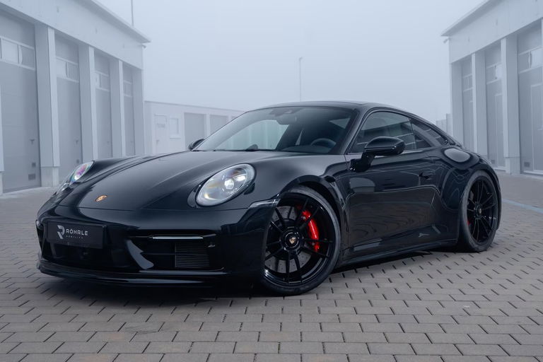 Porsche 992 Carrera GTS