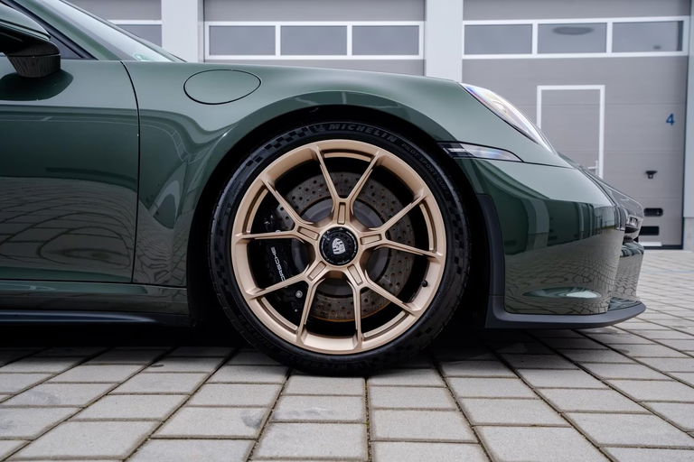 Porsche 992 GT3 Touring