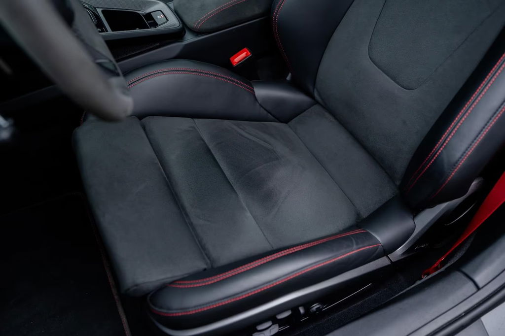 Porsche 992 Carrera GTS