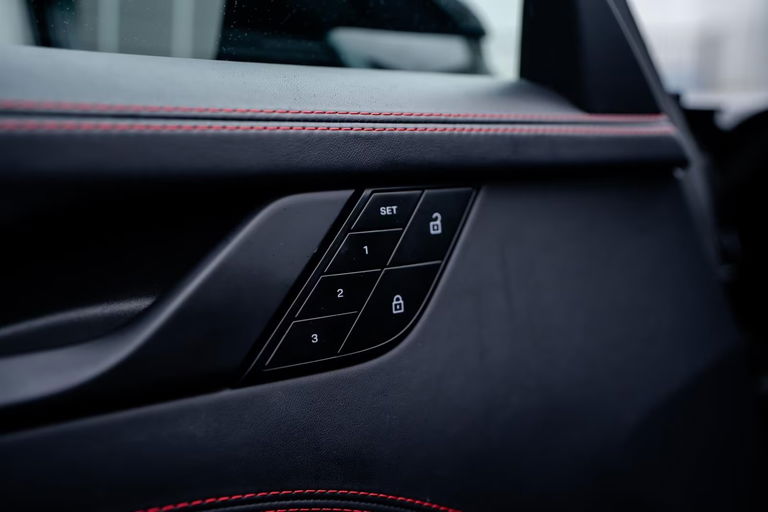 Porsche 992 Carrera GTS