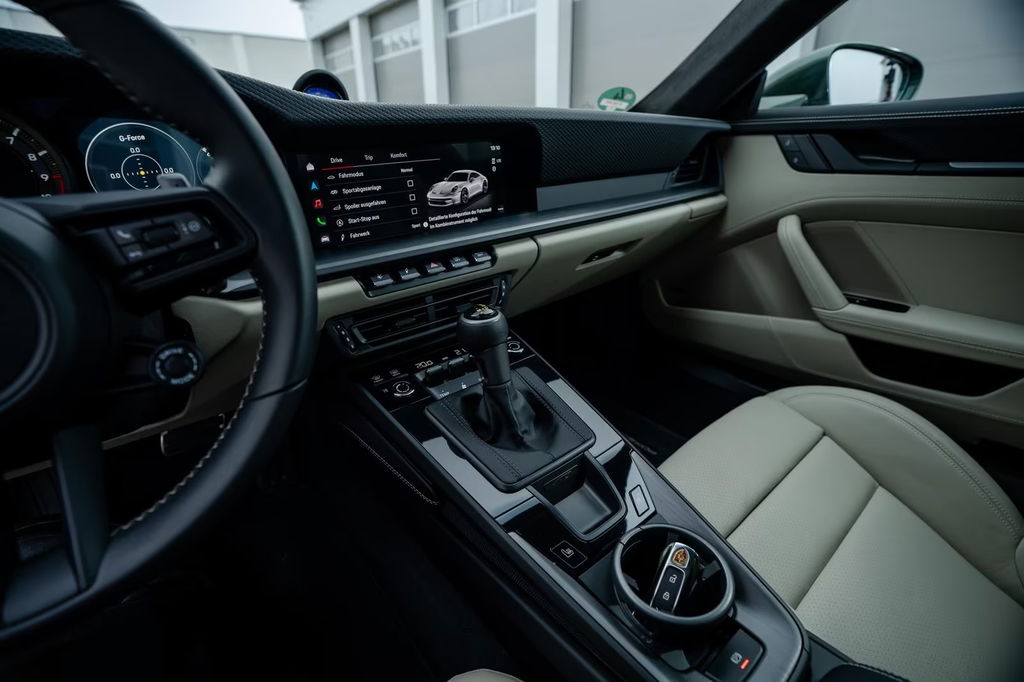 Porsche 992 GT3 Touring