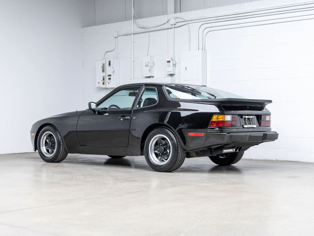Porsche 944 Coupé