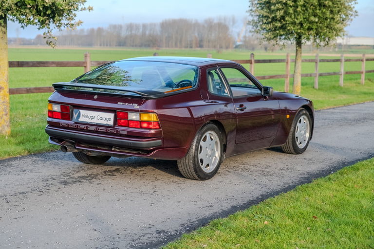 Porsche 944 S2 Coupé