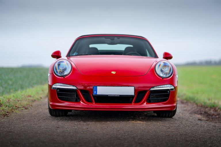 Porsche 991 Carrera GTS