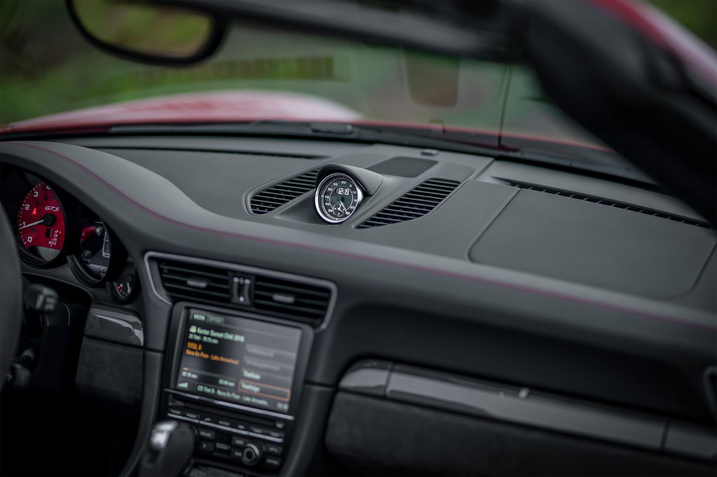 Porsche 991 Carrera GTS