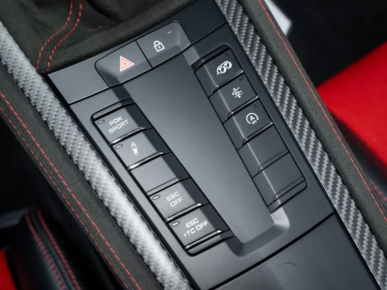 Porsche 718 Spyder RS