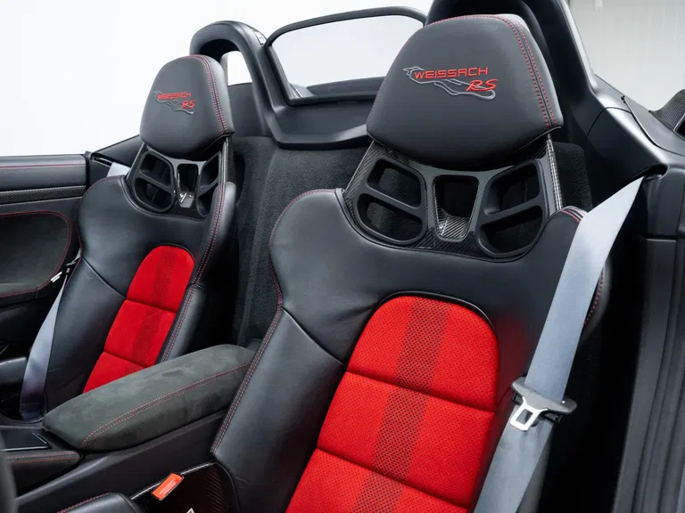 Porsche 718 Spyder RS