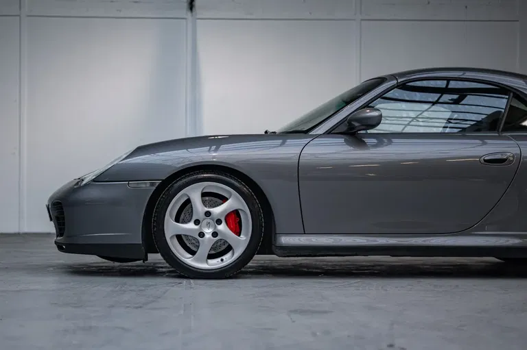 Porsche 996 Carrera 4S