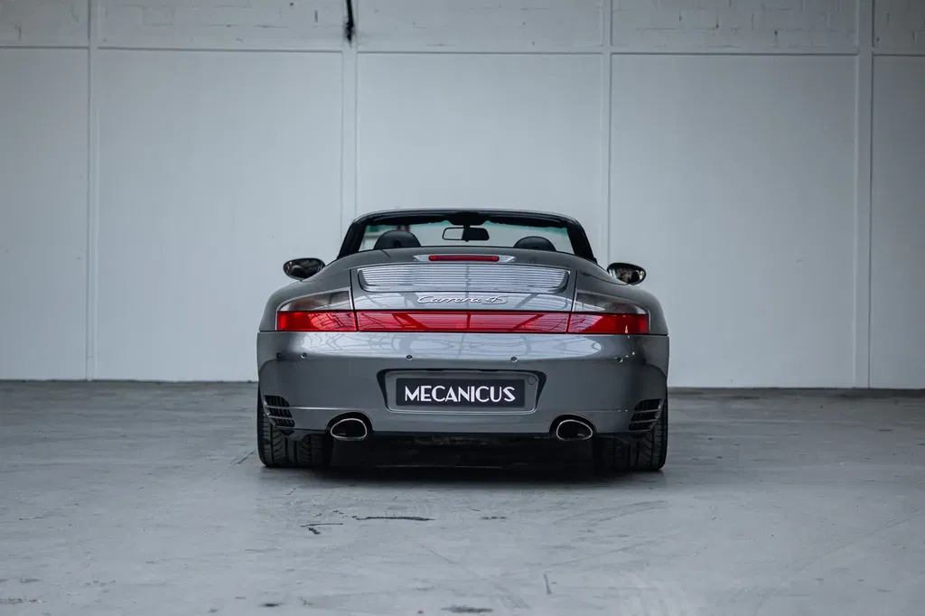Porsche 996 Carrera 4S