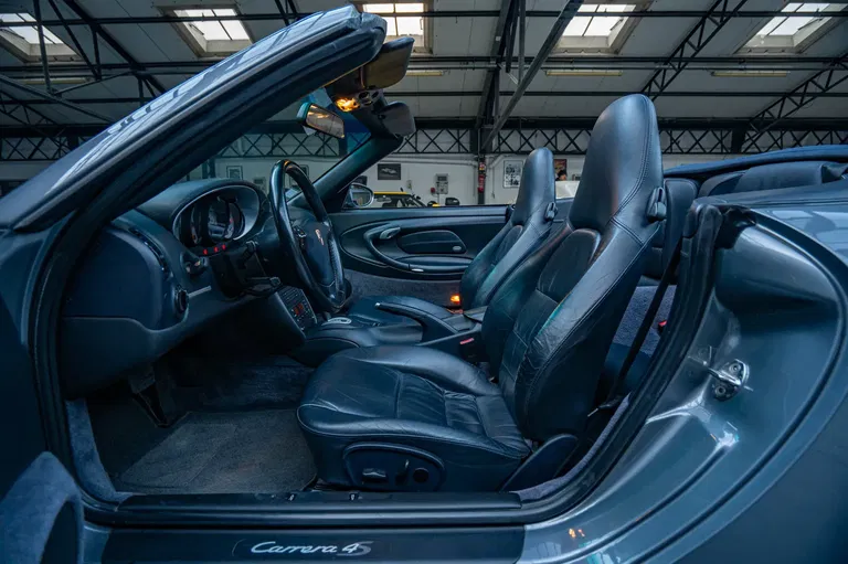 Porsche 996 Carrera 4S