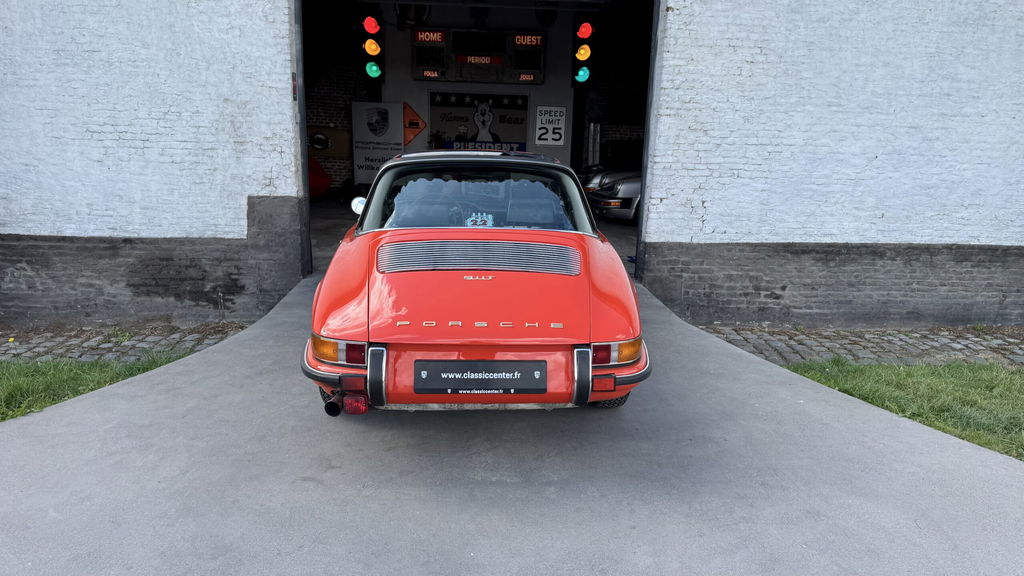 Porsche 911 T