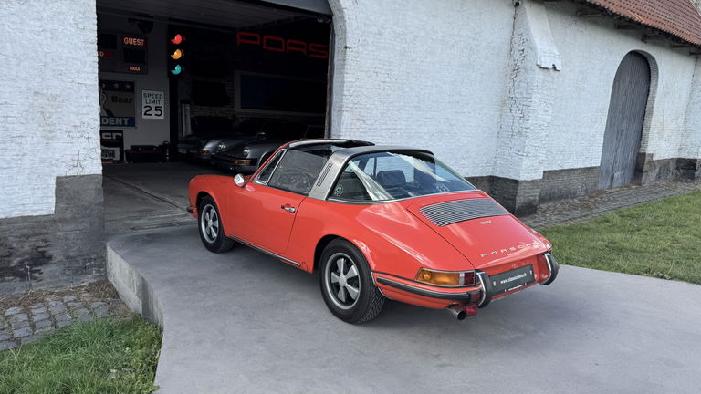 Porsche 911 T
