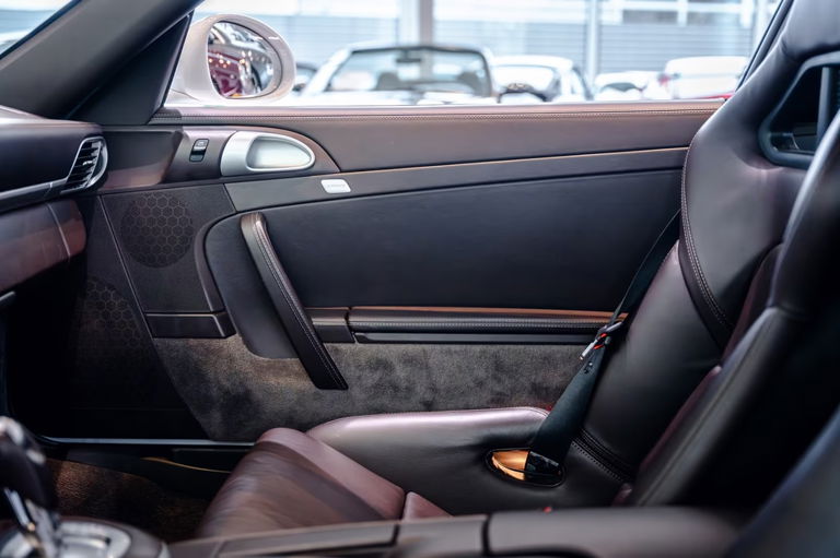 Porsche 997.2 Carrera GTS