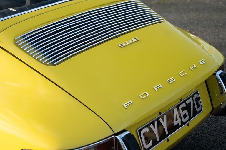 Porsche 911 E