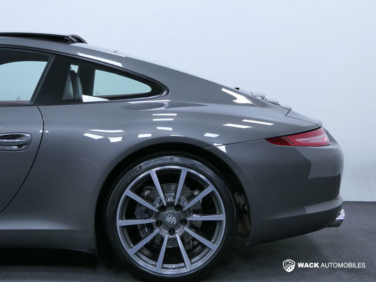 Porsche 991 Carrera