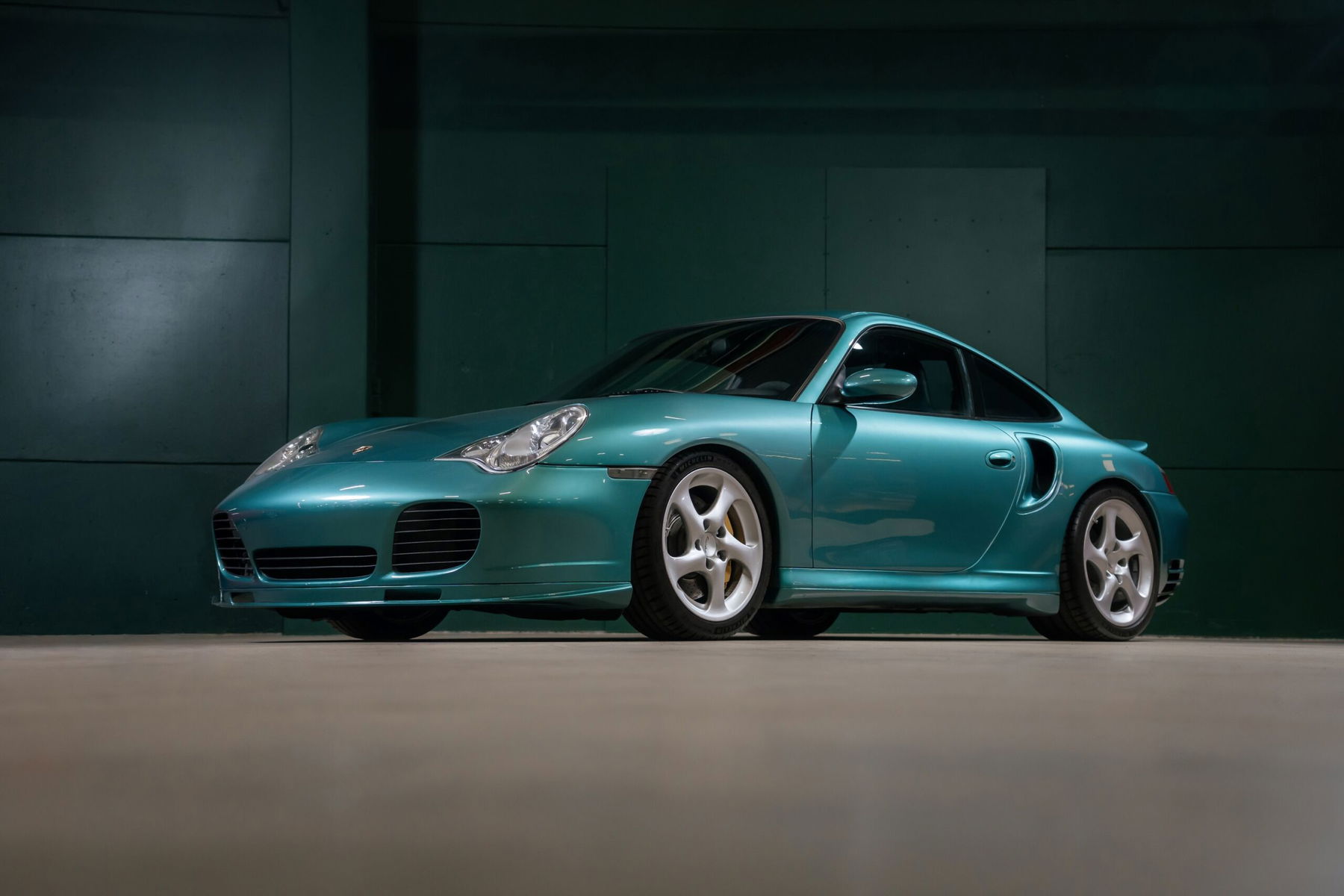 Porsche 996 Turbo 2003 - elferspot.com - Marketplace for Porsche