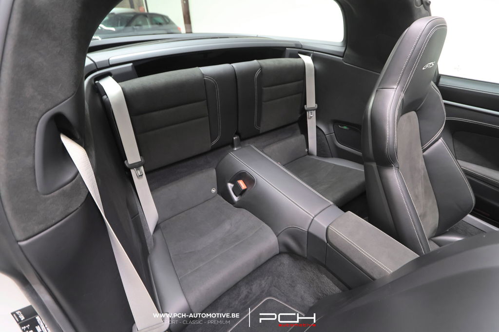 Porsche 992 Targa 4 GTS