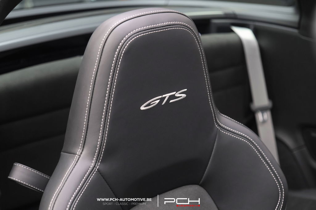 Porsche 992 Targa 4 GTS